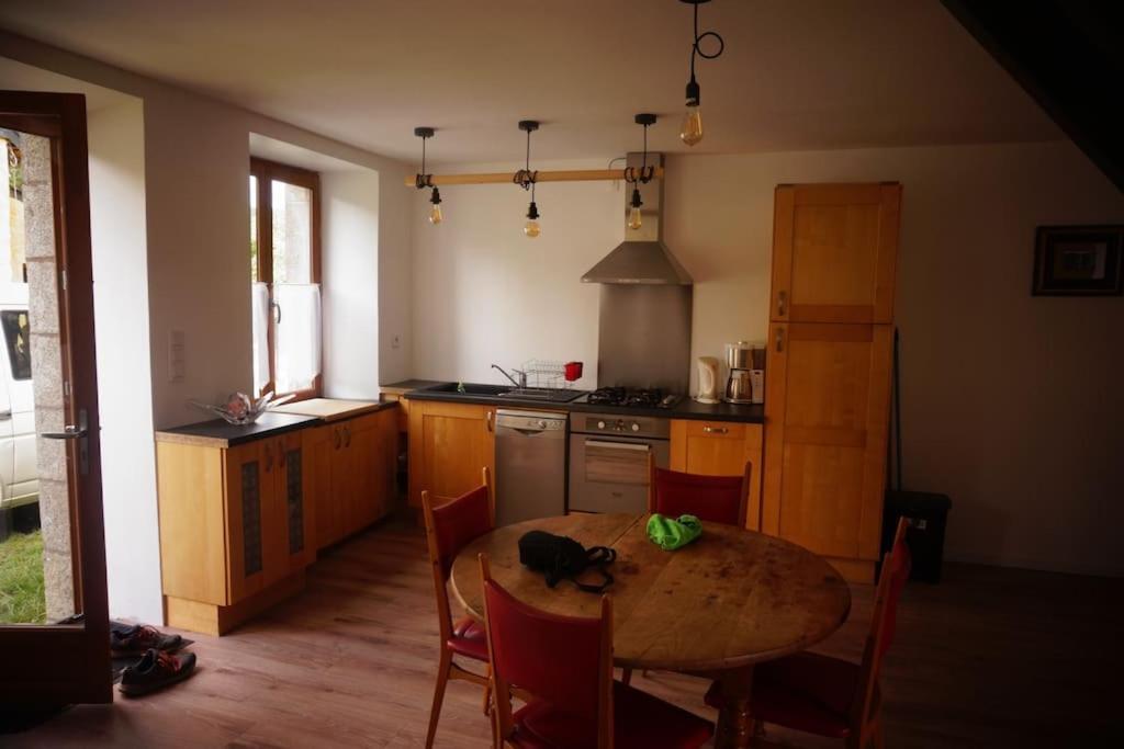 Belle Maison De Campagne Hénon Eksteriør billede